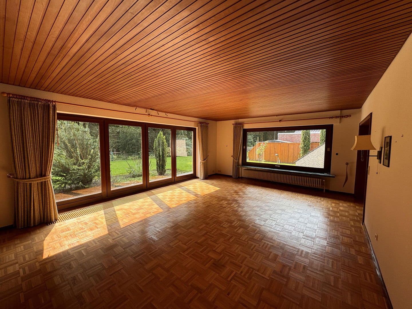 Prodej domu 182 m², pozemek 725 m², Theodor-Storm-Straße 35, Brunsbüttel, Šlesvicko-Holštýnsko Prodej domu 182 m², pozemek 725 m², Theodor-Storm-Straße 35, Brunsbüttel, Šlesvicko-Holštýnsko