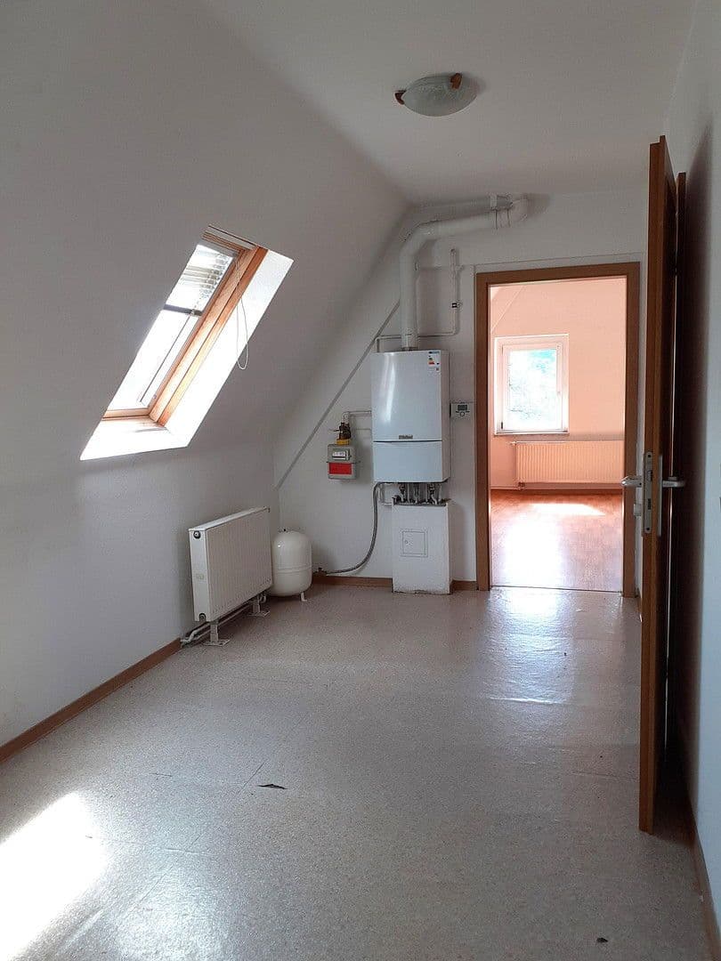 Pronájem bytu 3+1 54 m², Frohburg, Sasko Pronájem bytu 3+1 54 m², Frohburg, Sasko