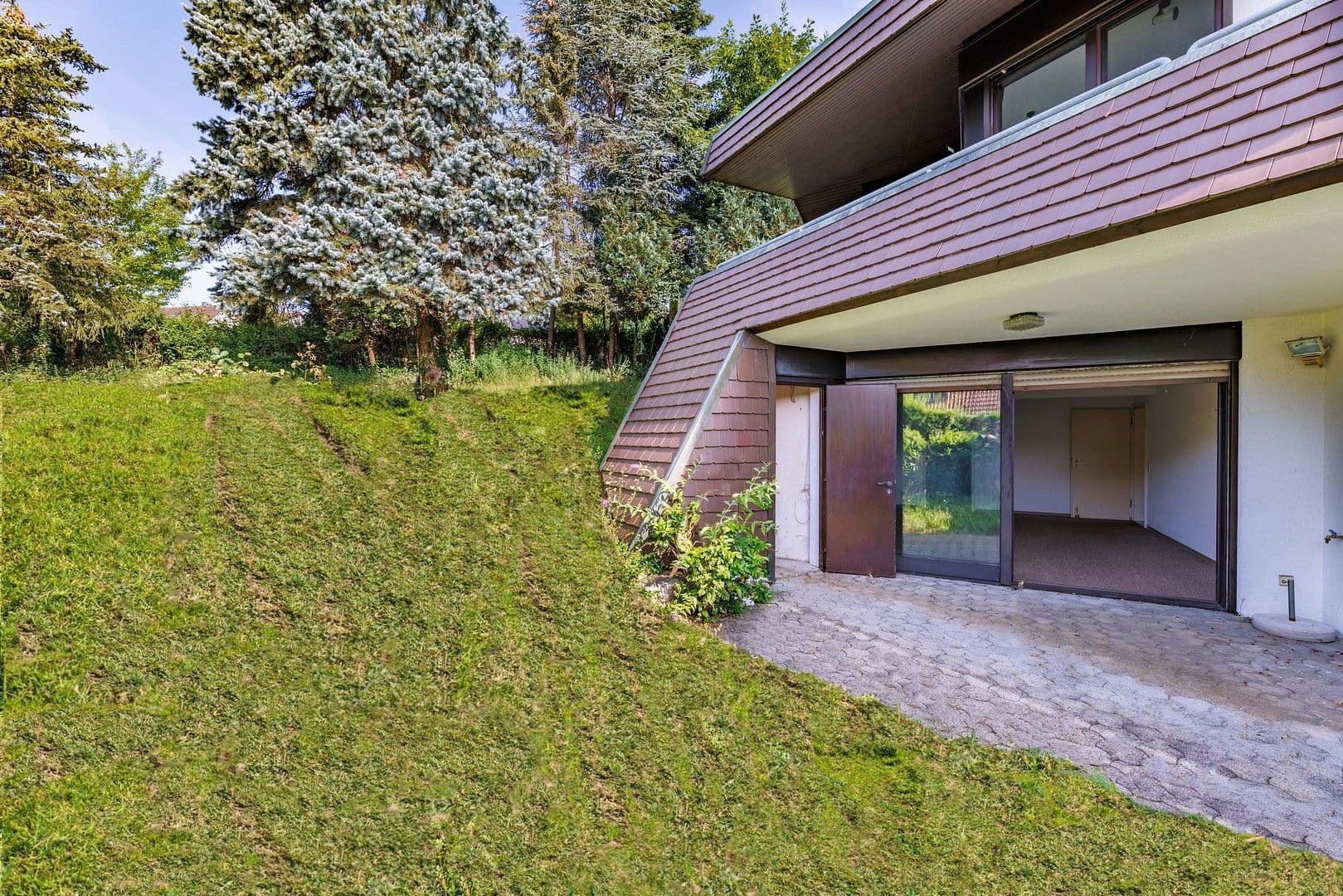 Prodej domu 220 m², pozemek 673 m², Birkenwaldweg 1, Waldenbuch, Bádensko-Württembersko Prodej domu 220 m², pozemek 673 m², Birkenwaldweg 1, Waldenbuch, Bádensko-Württembersko