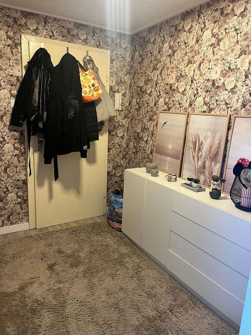 Pronájem bytu 2+1 49 m², Moerserstr.298, Duisburg, Severní Porýní-Vestfálsko Pronájem bytu 2+1 49 m², Moerserstr.298, Duisburg, Severní Porýní-Vestfálsko