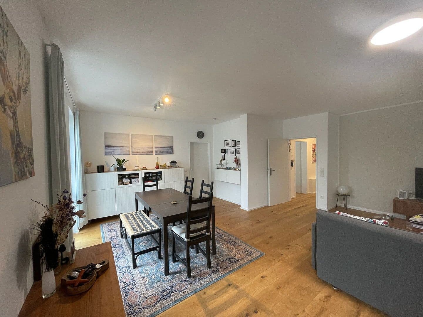 Pronájem bytu 3+1 94 m², Ubierstraße 105, Bonn, Severní Porýní-Vestfálsko Pronájem bytu 3+1 94 m², Ubierstraße 105, Bonn, Severní Porýní-Vestfálsko