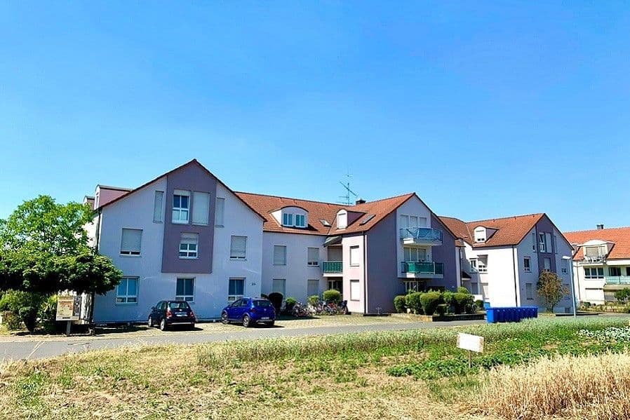 Prodej bytu 3+1 75 m², Fliederweg 24, Zellingen, Bavorsko Prodej bytu 3+1 75 m², Fliederweg 24, Zellingen, Bavorsko