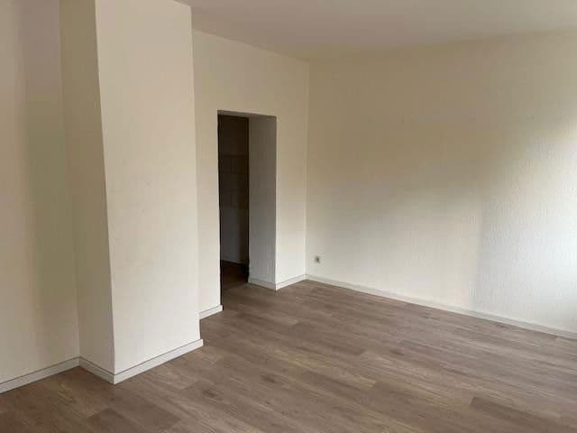 Pronájem bytu 2+1 42 m², Lindenstraße 3, Rackwitz, Sasko Pronájem bytu 2+1 42 m², Lindenstraße 3, Rackwitz, Sasko