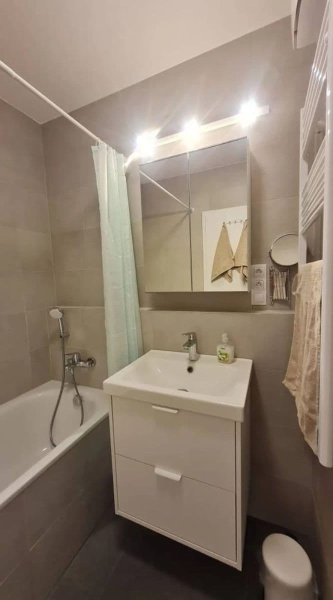 Prodej bytu 2+1 51 m², Mateja Encingera, Devínska Nová Ves, Bratislavský kraj Prodej bytu 2+1 51 m², Mateja Encingera, Devínska Nová Ves, Bratislavský kraj