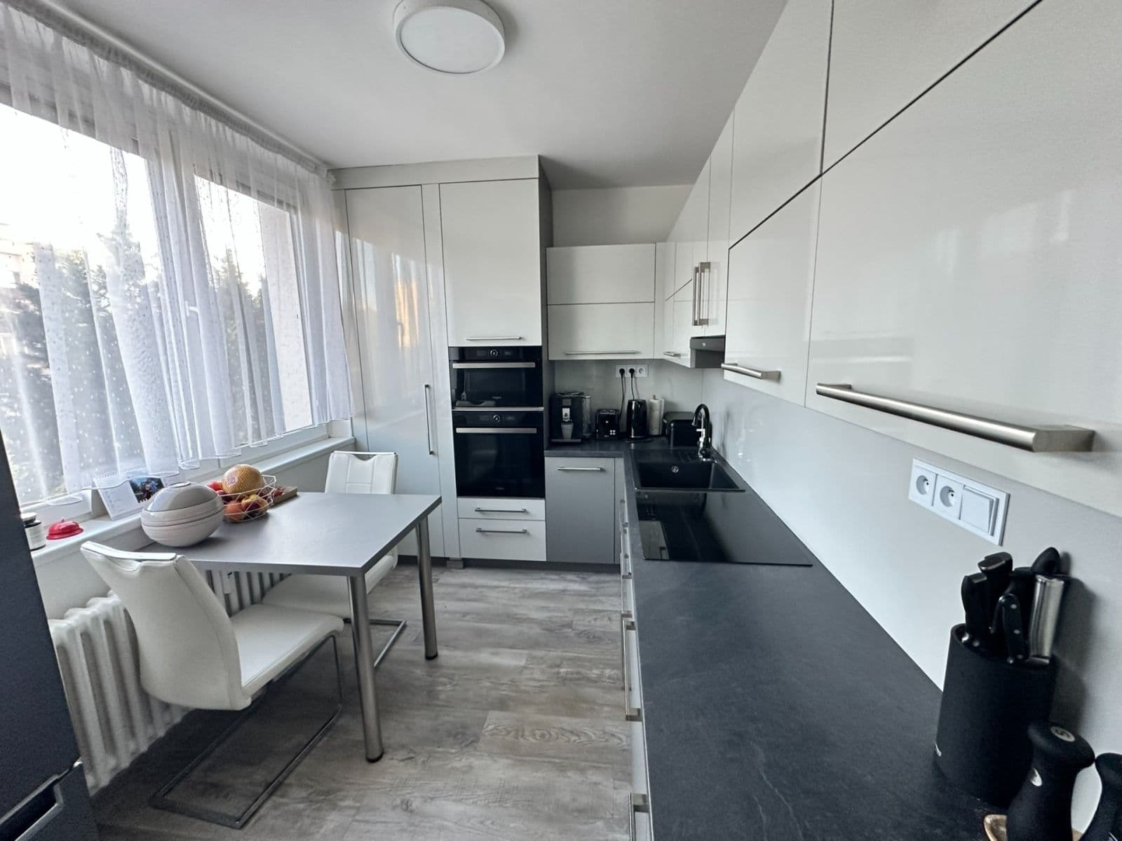 Prodej bytu 3+1 76 m², Na Radouči, Mladá Boleslav, Středočeský kraj Prodej bytu 3+1 76 m², Na Radouči, Mladá Boleslav, Středočeský kraj