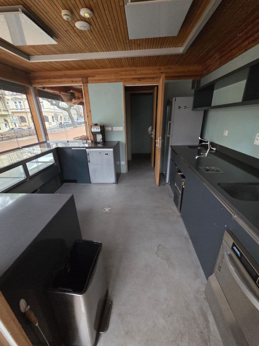 Pronájem nebytového prostoru 124 m², Kostnické náměstí, Praha, Praha Pronájem nebytového prostoru 124 m², Kostnické náměstí, Praha, Praha