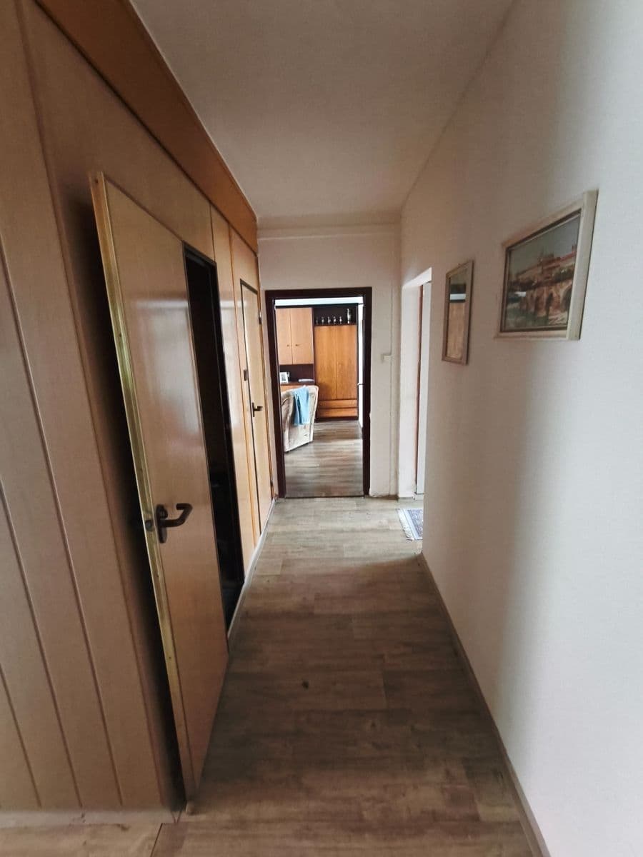 Prodej bytu 3+1 69 m², Emanuela Podgorného, Ostrava, Moravskoslezský kraj Prodej bytu 3+1 69 m², Emanuela Podgorného, Ostrava, Moravskoslezský kraj