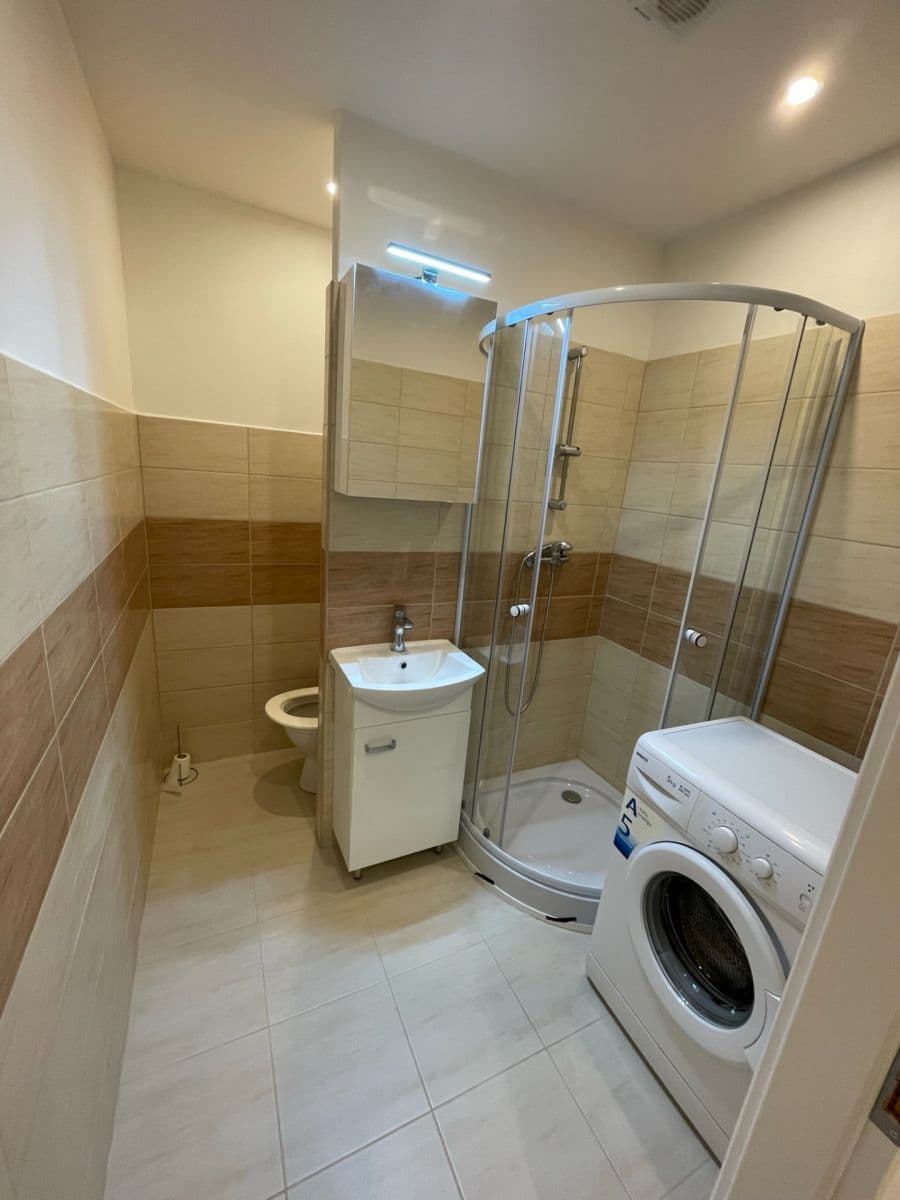 Pronájem bytu Garsoniéra 25 m², Velká Dlážka, Přerov, Olomoucký kraj Pronájem bytu Garsoniéra 25 m², Velká Dlážka, Přerov, Olomoucký kraj