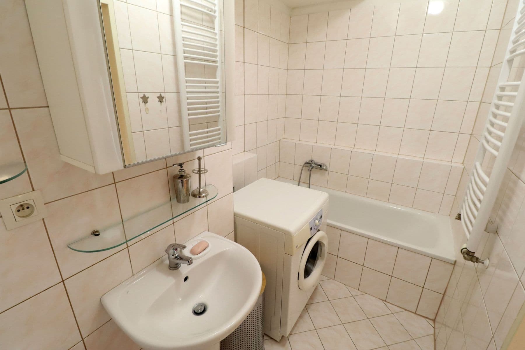 Pronájem bytu 1+kk 33 m², Poděbradská, Praha, Praha Pronájem bytu 1+kk 33 m², Poděbradská, Praha, Praha