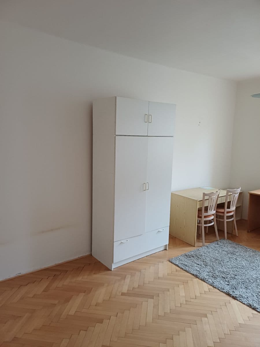 Pronájem bytu 2+kk 49 m², Ostrovského, Praha, Praha Pronájem bytu 2+kk 49 m², Ostrovského, Praha, Praha