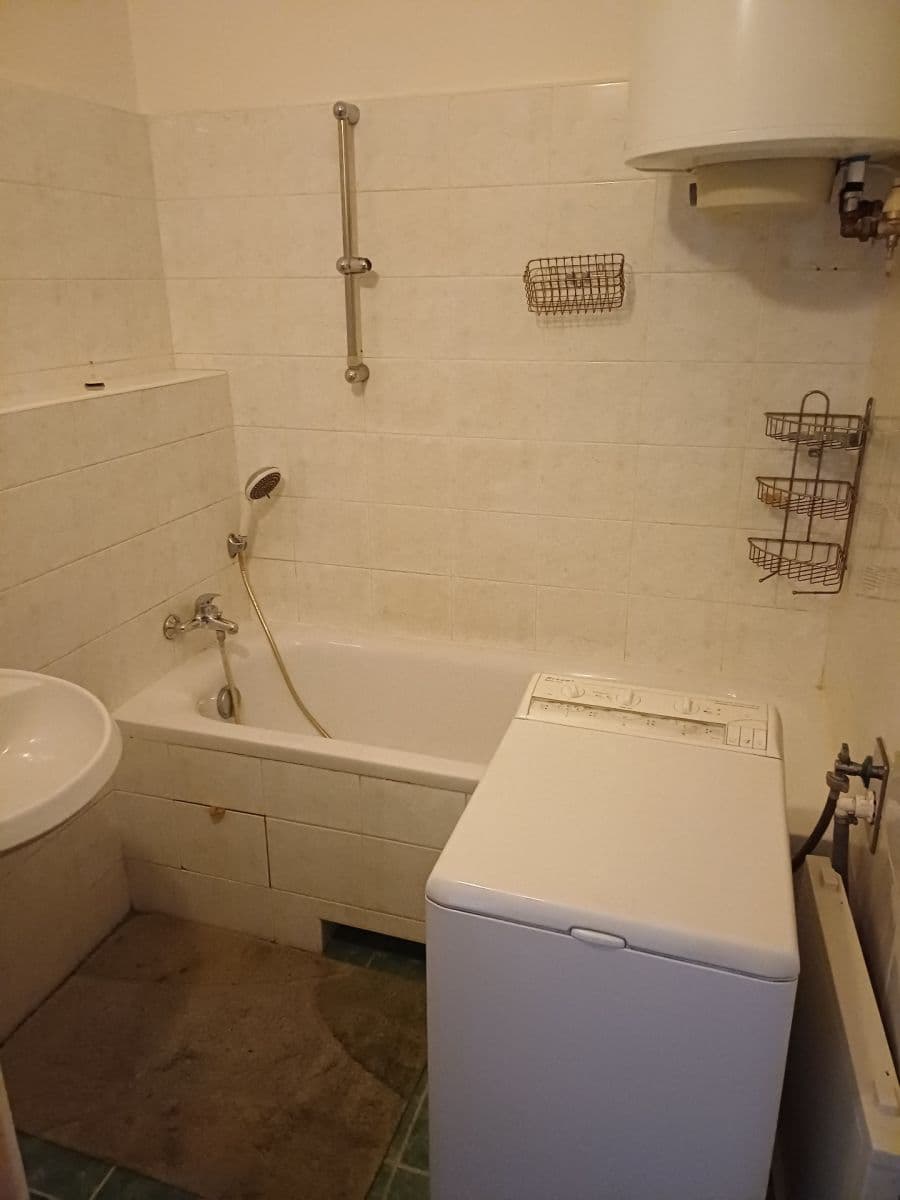 Pronájem bytu 2+kk 49 m², Ostrovského, Praha, Praha Pronájem bytu 2+kk 49 m², Ostrovského, Praha, Praha