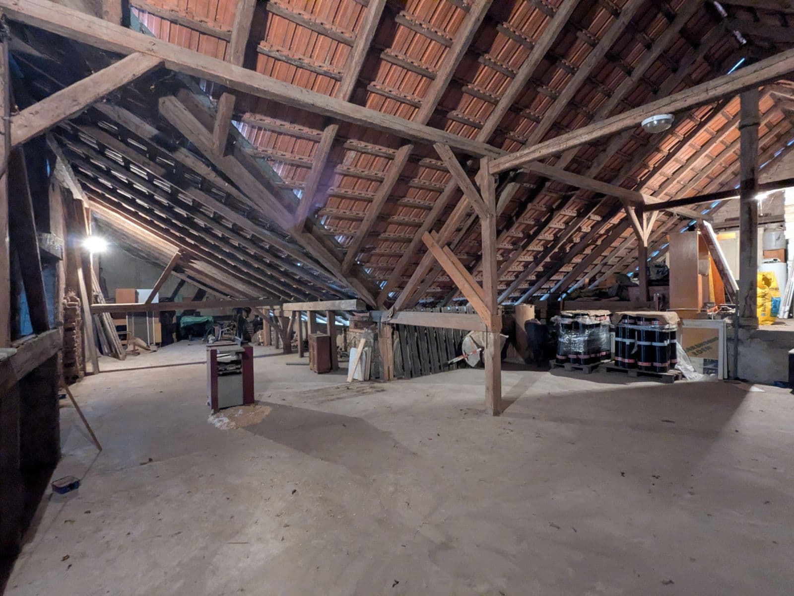 Pronájem nebytového prostoru 644 m², Lelekovice, Jihomoravský kraj Pronájem nebytového prostoru 644 m², Lelekovice, Jihomoravský kraj