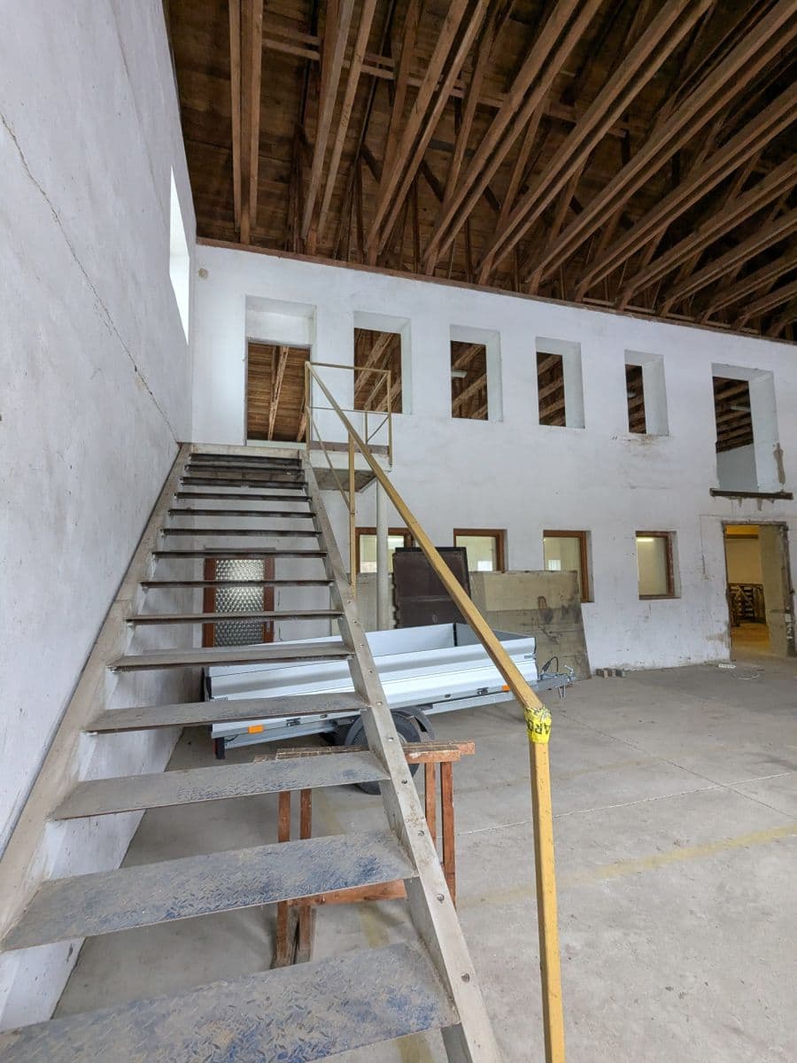 Pronájem nebytového prostoru 644 m², Lelekovice, Jihomoravský kraj Pronájem nebytového prostoru 644 m², Lelekovice, Jihomoravský kraj