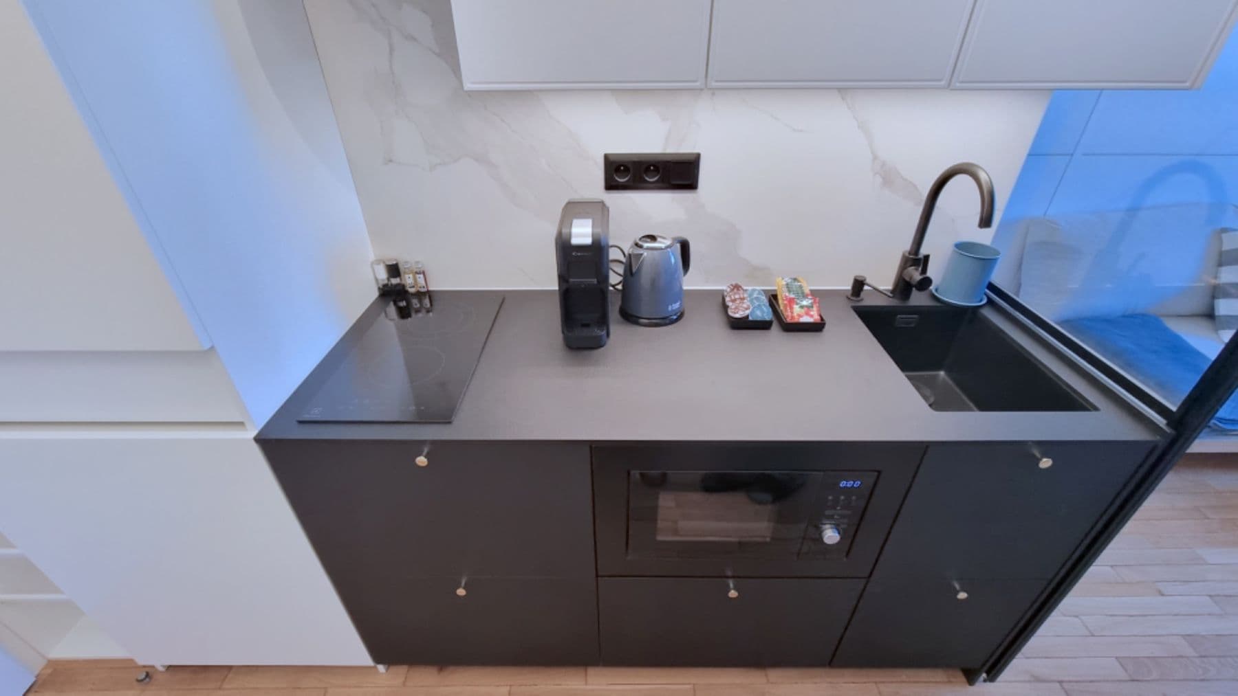 Pronájem bytu 1+kk 20 m², Bořivojova, Praha, Praha Pronájem bytu 1+kk 20 m², Bořivojova, Praha, Praha