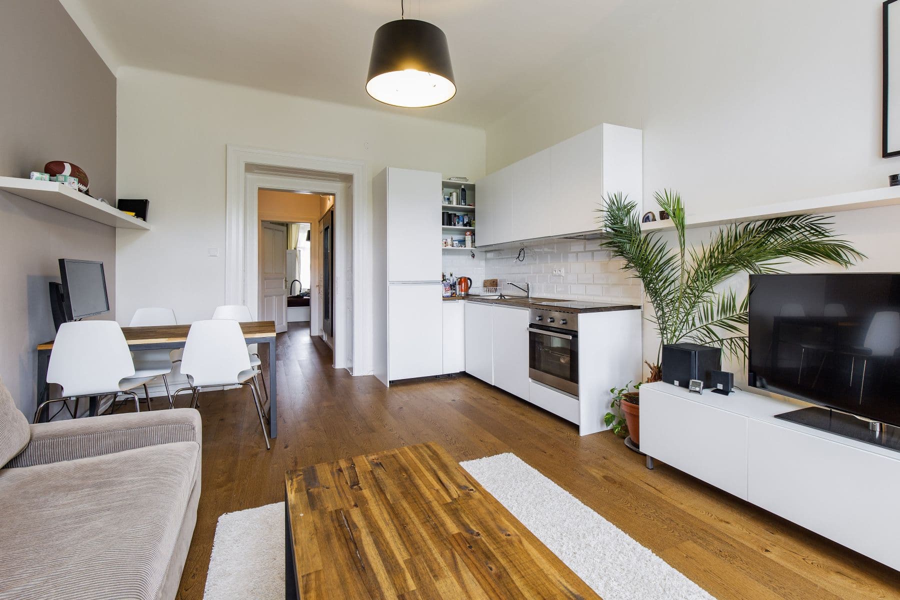 Pronájem bytu 53 m², namesti generala Kutlvasra, Praha, Praha Pronájem bytu 53 m², namesti generala Kutlvasra, Praha, Praha