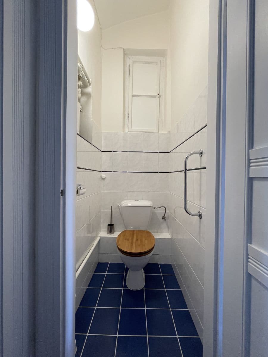 Pronájem bytu 53 m², namesti generala Kutlvasra, Praha, Praha Pronájem bytu 53 m², namesti generala Kutlvasra, Praha, Praha