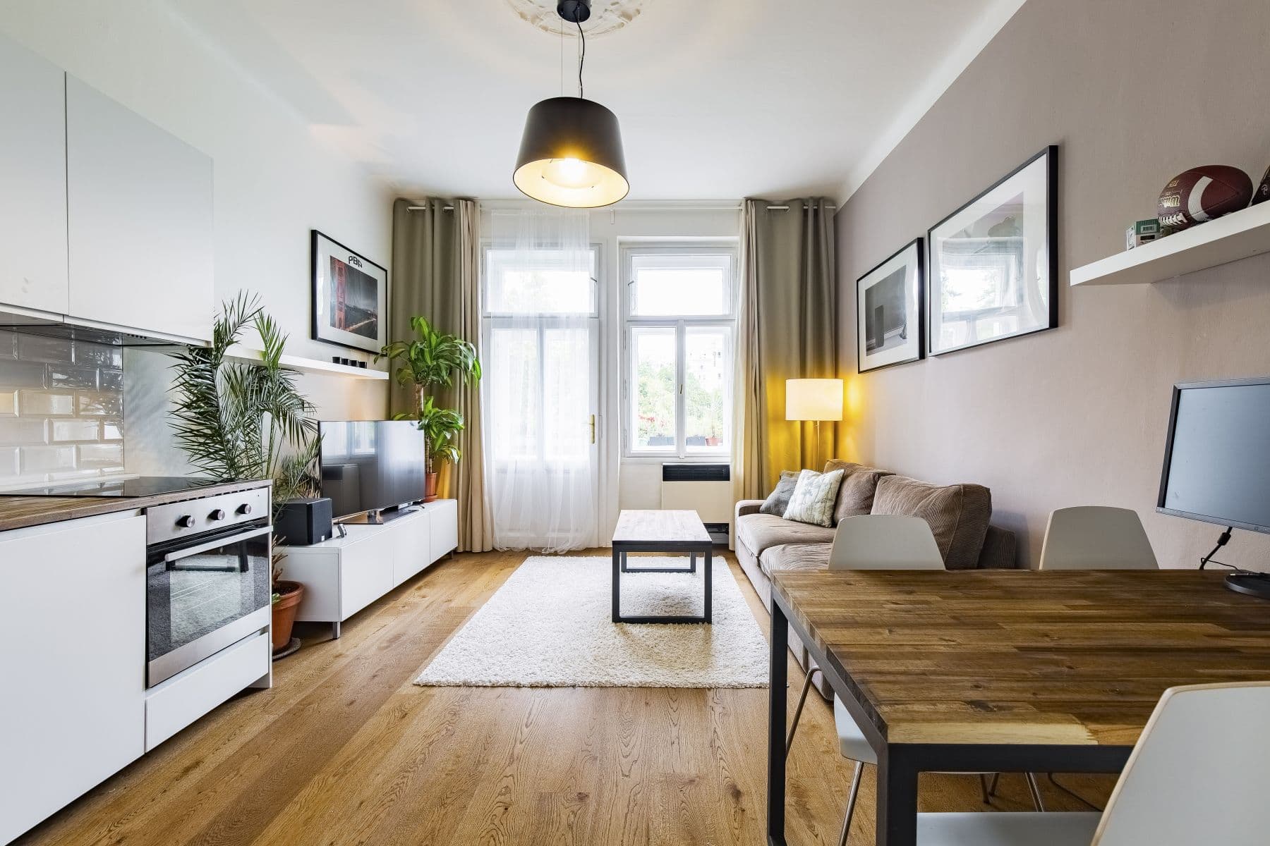 Pronájem bytu 53 m², namesti generala Kutlvasra, Praha, Praha Pronájem bytu 53 m², namesti generala Kutlvasra, Praha, Praha