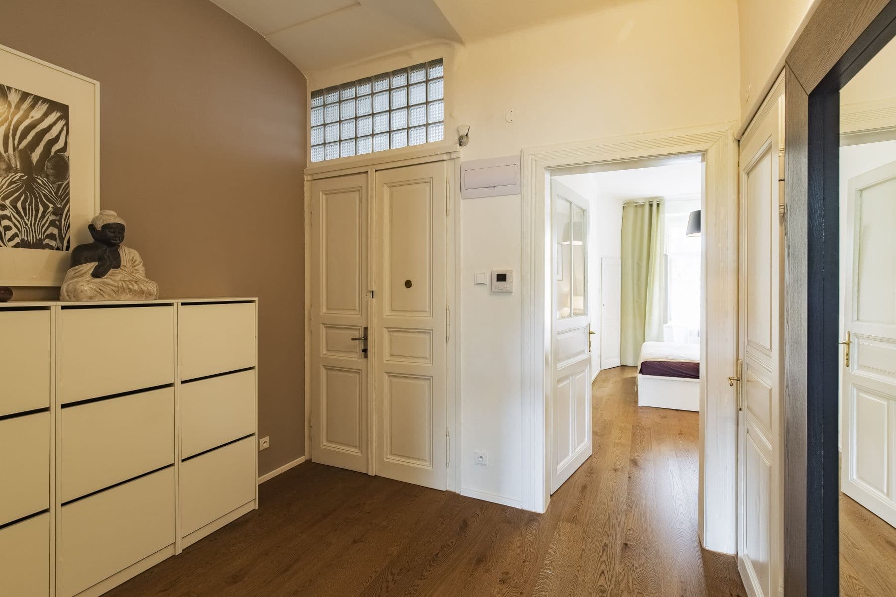 Pronájem bytu 53 m², namesti generala Kutlvasra, Praha, Praha Pronájem bytu 53 m², namesti generala Kutlvasra, Praha, Praha