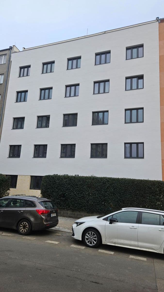 Pronájem bytu 2+kk 52 m², Ukrajinská, Praha, Praha Pronájem bytu 2+kk 52 m², Ukrajinská, Praha, Praha