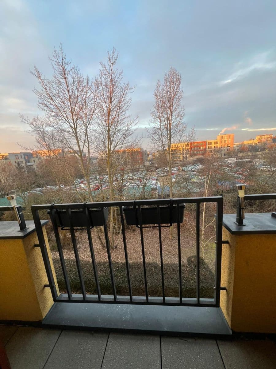 Prodej bytu 1+kk 40 m², Jaroslava Foglara, Praha, Praha Prodej bytu 1+kk 40 m², Jaroslava Foglara, Praha, Praha