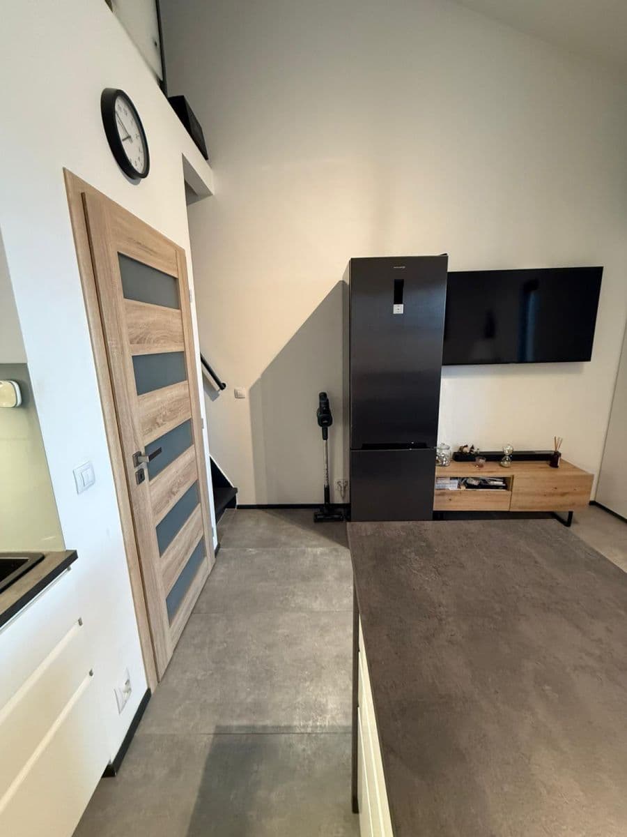 Prodej bytu 1+kk 40 m², Jaroslava Foglara, Praha, Praha Prodej bytu 1+kk 40 m², Jaroslava Foglara, Praha, Praha