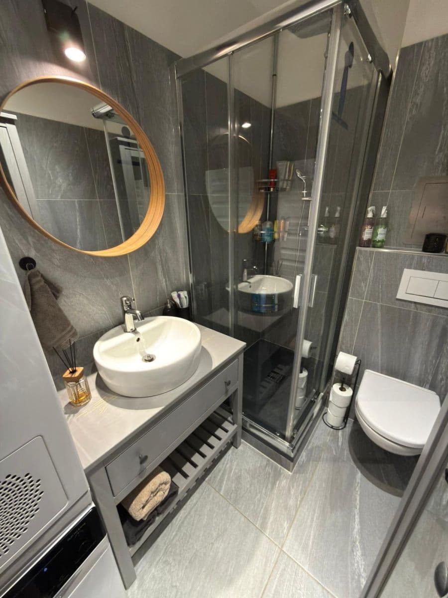 Prodej bytu 1+kk 40 m², Jaroslava Foglara, Praha, Praha Prodej bytu 1+kk 40 m², Jaroslava Foglara, Praha, Praha