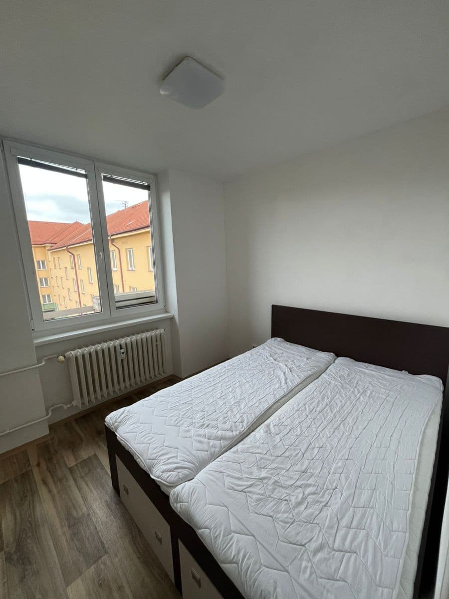 Pronájem bytu 2+kk 37 m², Nedvězská, Praha, Praha Pronájem bytu 2+kk 37 m², Nedvězská, Praha, Praha