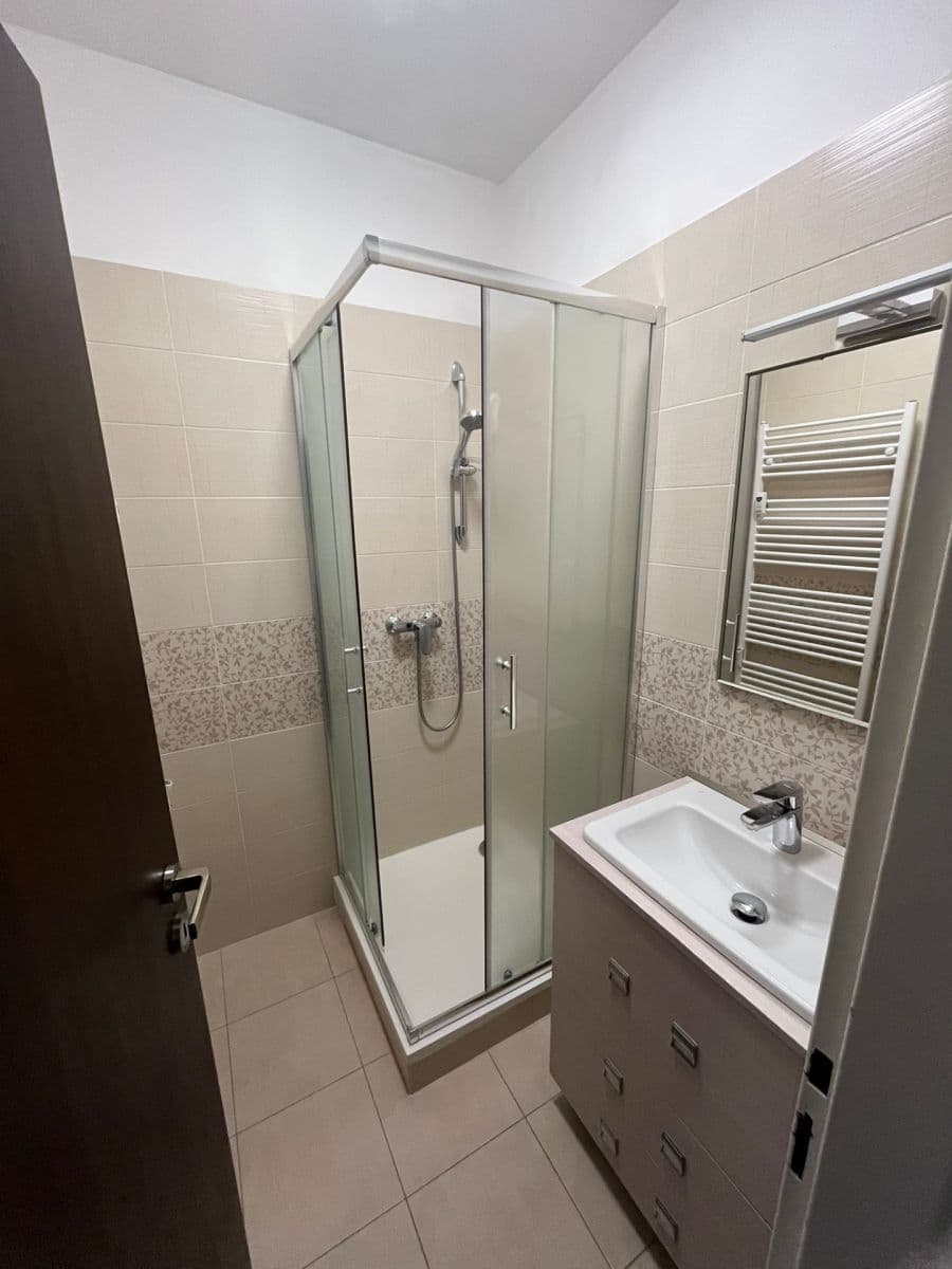 Pronájem bytu 2+kk 37 m², Nedvězská, Praha, Praha Pronájem bytu 2+kk 37 m², Nedvězská, Praha, Praha