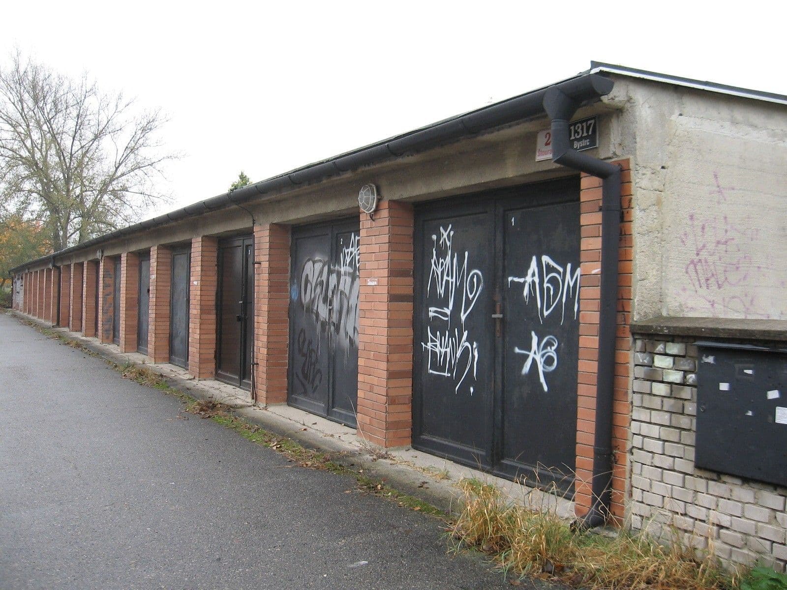 Pronájem garáže 17 m², Brno, Jihomoravský kraj Pronájem garáže 17 m², Brno, Jihomoravský kraj