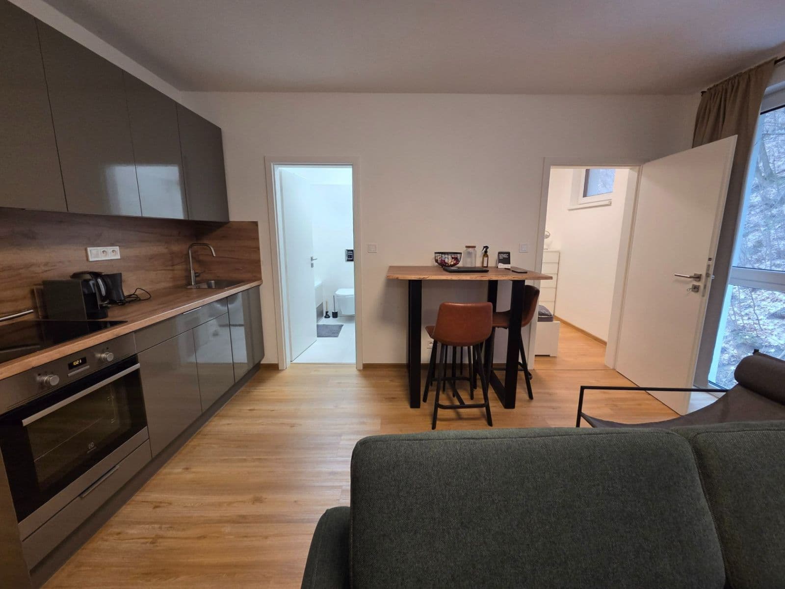 Pronájem bytu 2+kk 38 m², Pod Stárkou, Praha, Praha Pronájem bytu 2+kk 38 m², Pod Stárkou, Praha, Praha