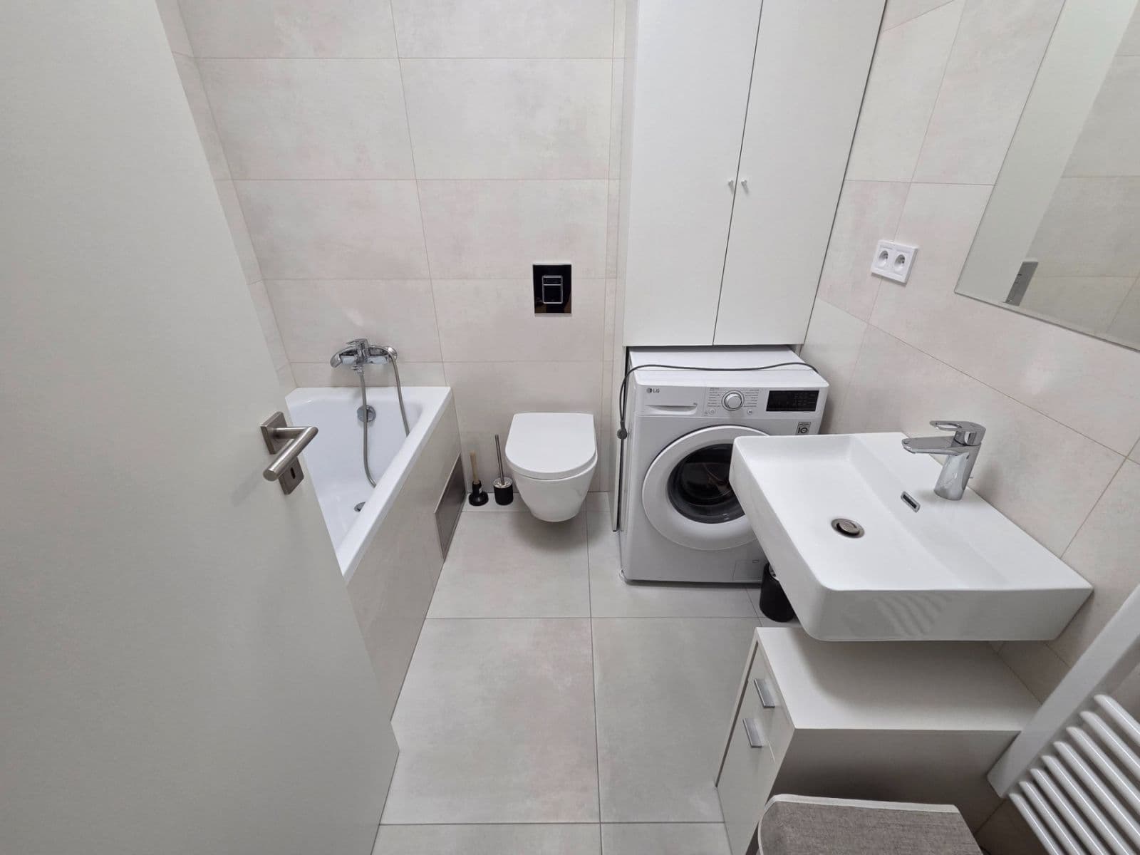 Pronájem bytu 2+kk 38 m², Pod Stárkou, Praha, Praha Pronájem bytu 2+kk 38 m², Pod Stárkou, Praha, Praha