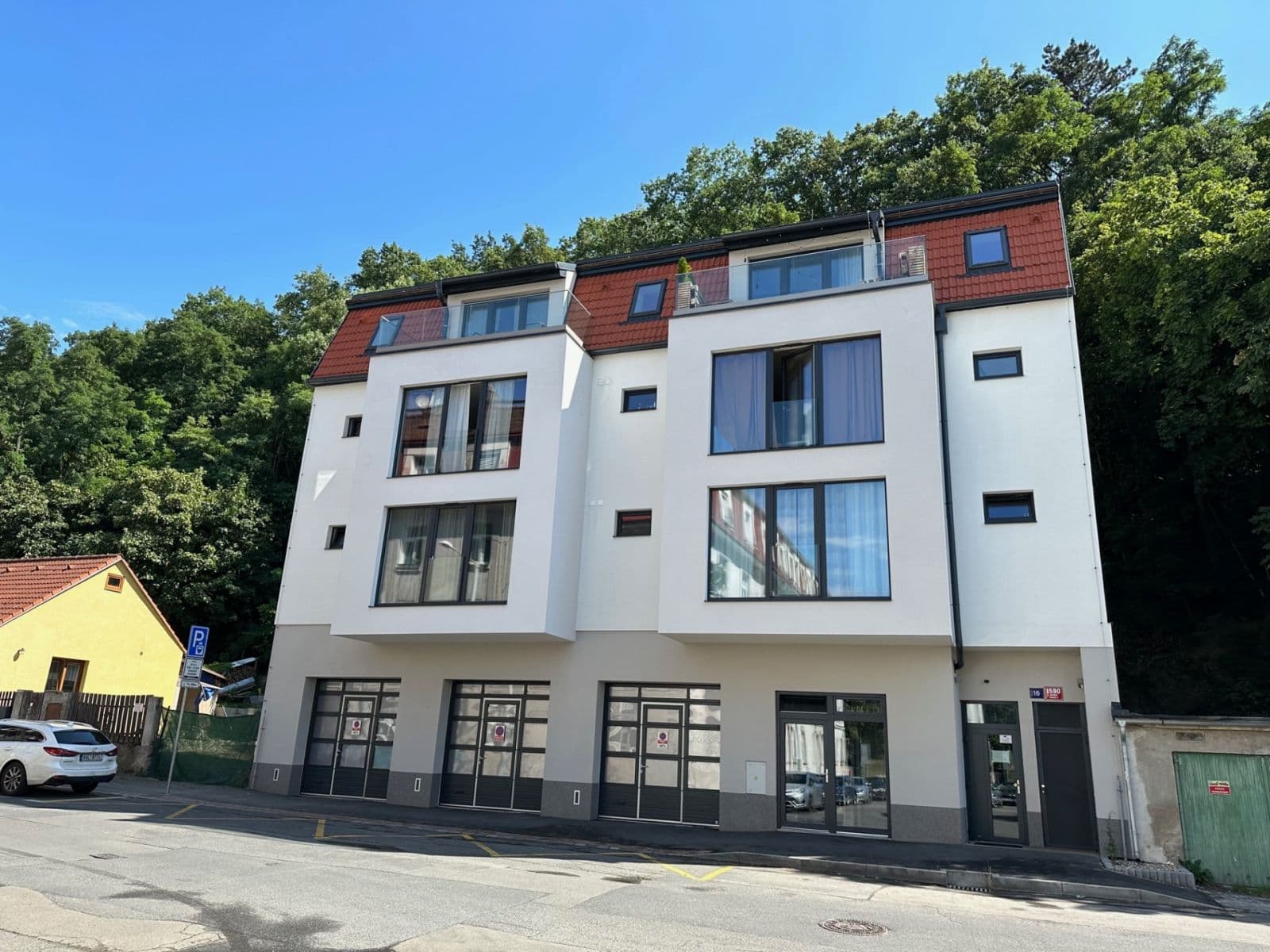 Pronájem bytu 2+kk 40 m², Pod Stárkou, Praha, Praha Pronájem bytu 2+kk 40 m², Pod Stárkou, Praha, Praha