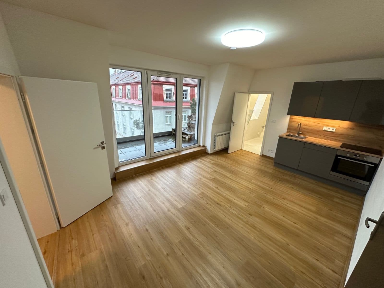 Pronájem bytu 2+kk 40 m², Pod Stárkou, Praha, Praha Pronájem bytu 2+kk 40 m², Pod Stárkou, Praha, Praha
