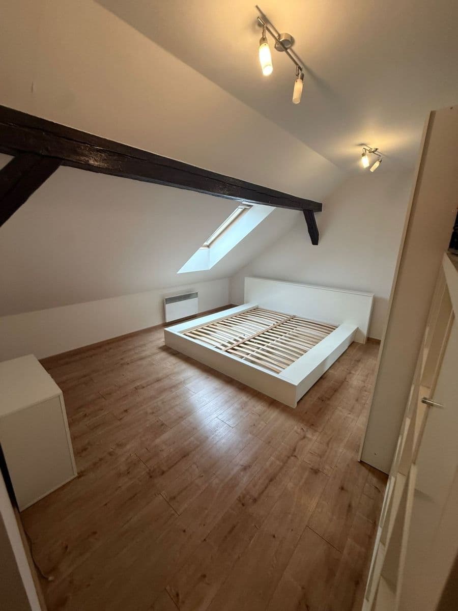 Pronájem bytu 3+kk 90 m², K Radotínu, Praha, Praha Pronájem bytu 3+kk 90 m², K Radotínu, Praha, Praha
