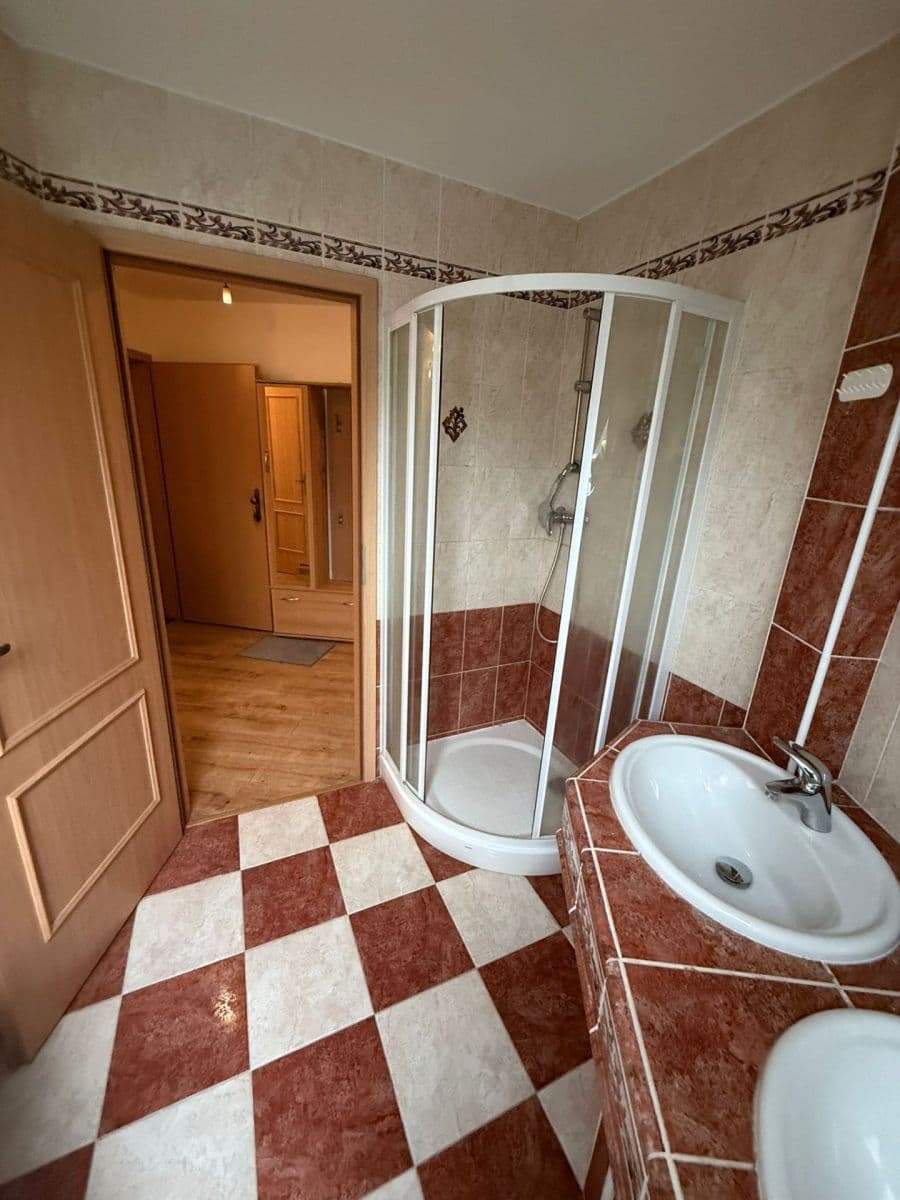 Pronájem bytu 3+kk 90 m², K Radotínu, Praha, Praha Pronájem bytu 3+kk 90 m², K Radotínu, Praha, Praha