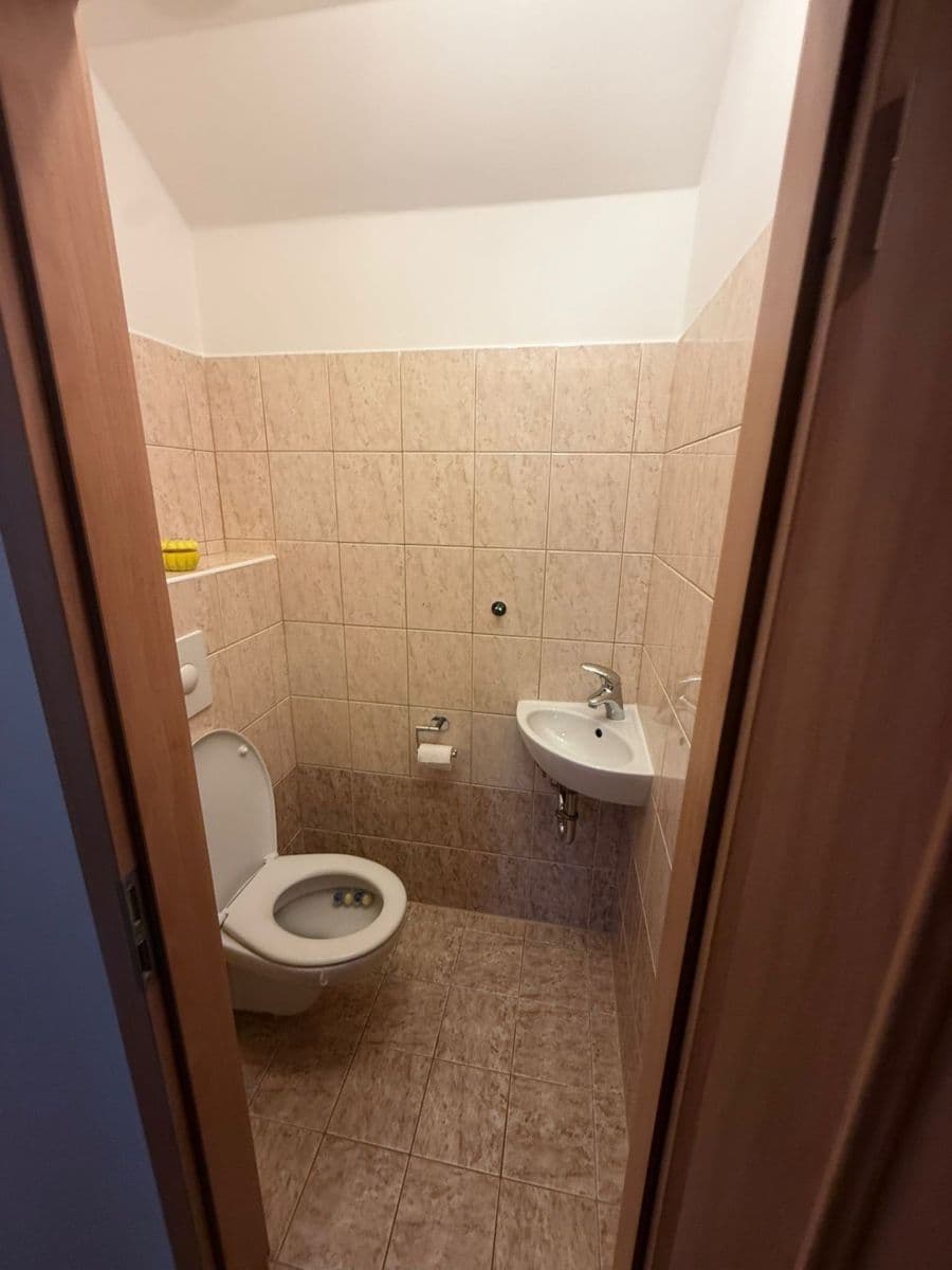 Pronájem bytu 3+kk 90 m², K Radotínu, Praha, Praha Pronájem bytu 3+kk 90 m², K Radotínu, Praha, Praha