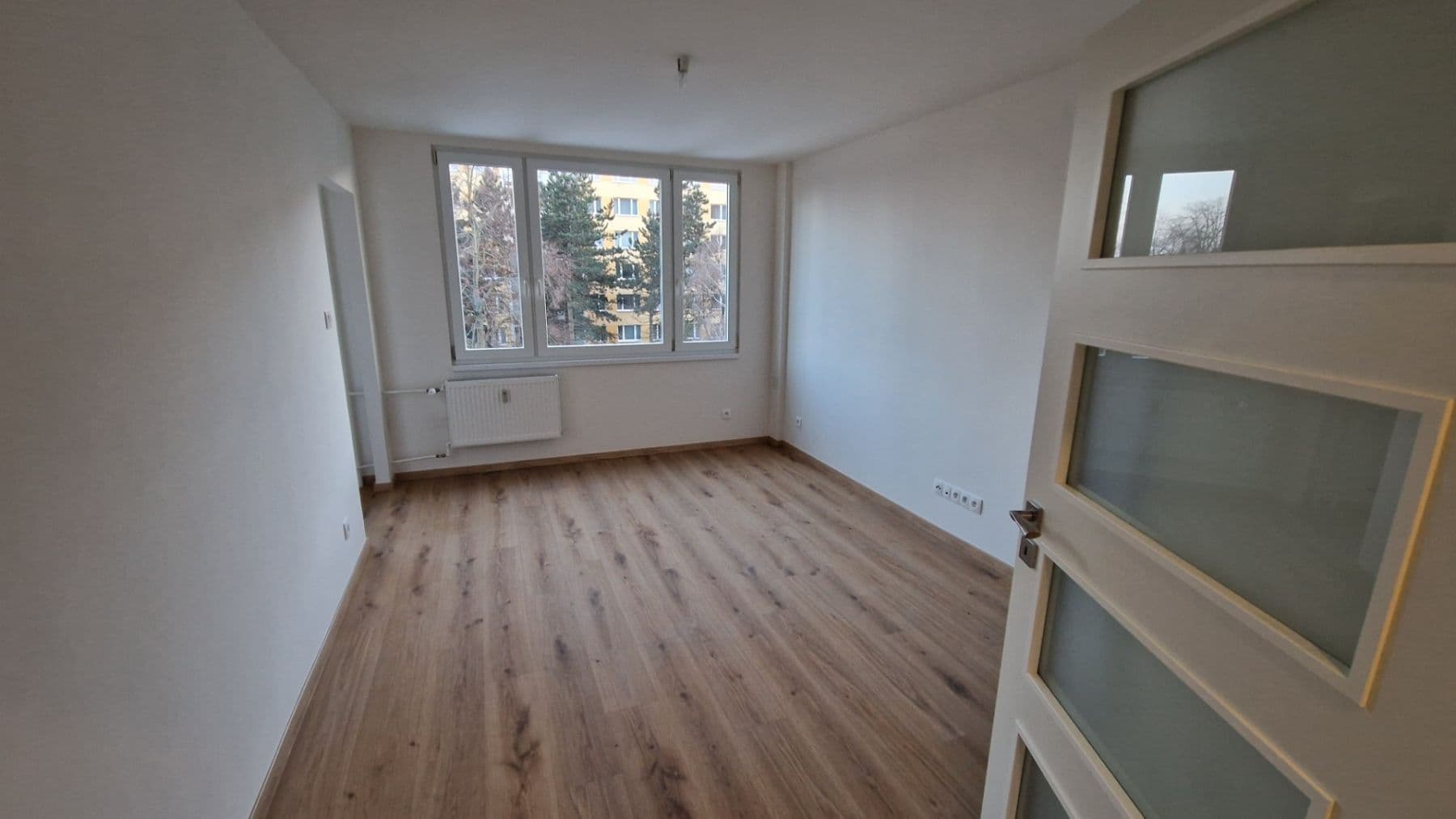 Pronájem bytu 3+1 55 m², Varnsdorfská, Praha, Praha Pronájem bytu 3+1 55 m², Varnsdorfská, Praha, Praha