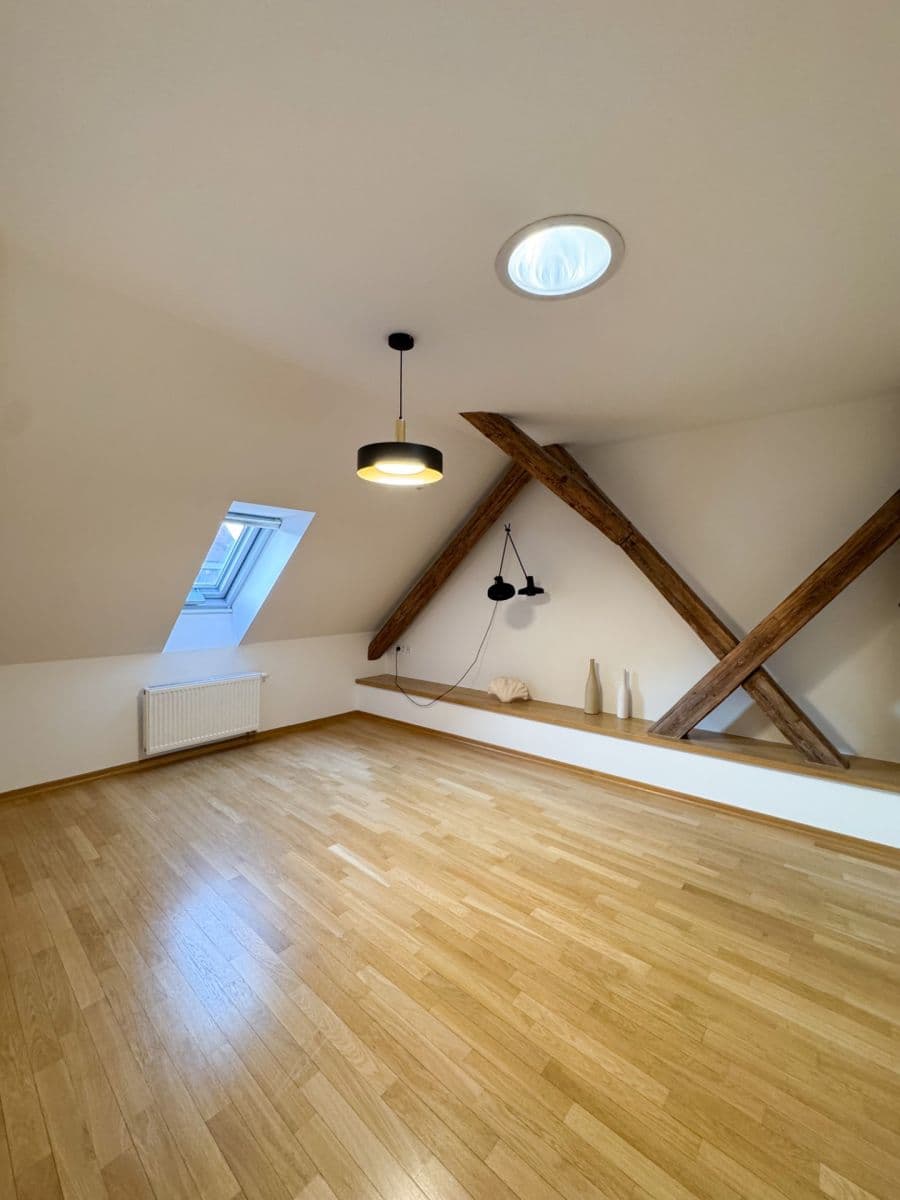 Pronájem bytu 3+kk 143 m², Opatovická, Praha, Praha Pronájem bytu 3+kk 143 m², Opatovická, Praha, Praha