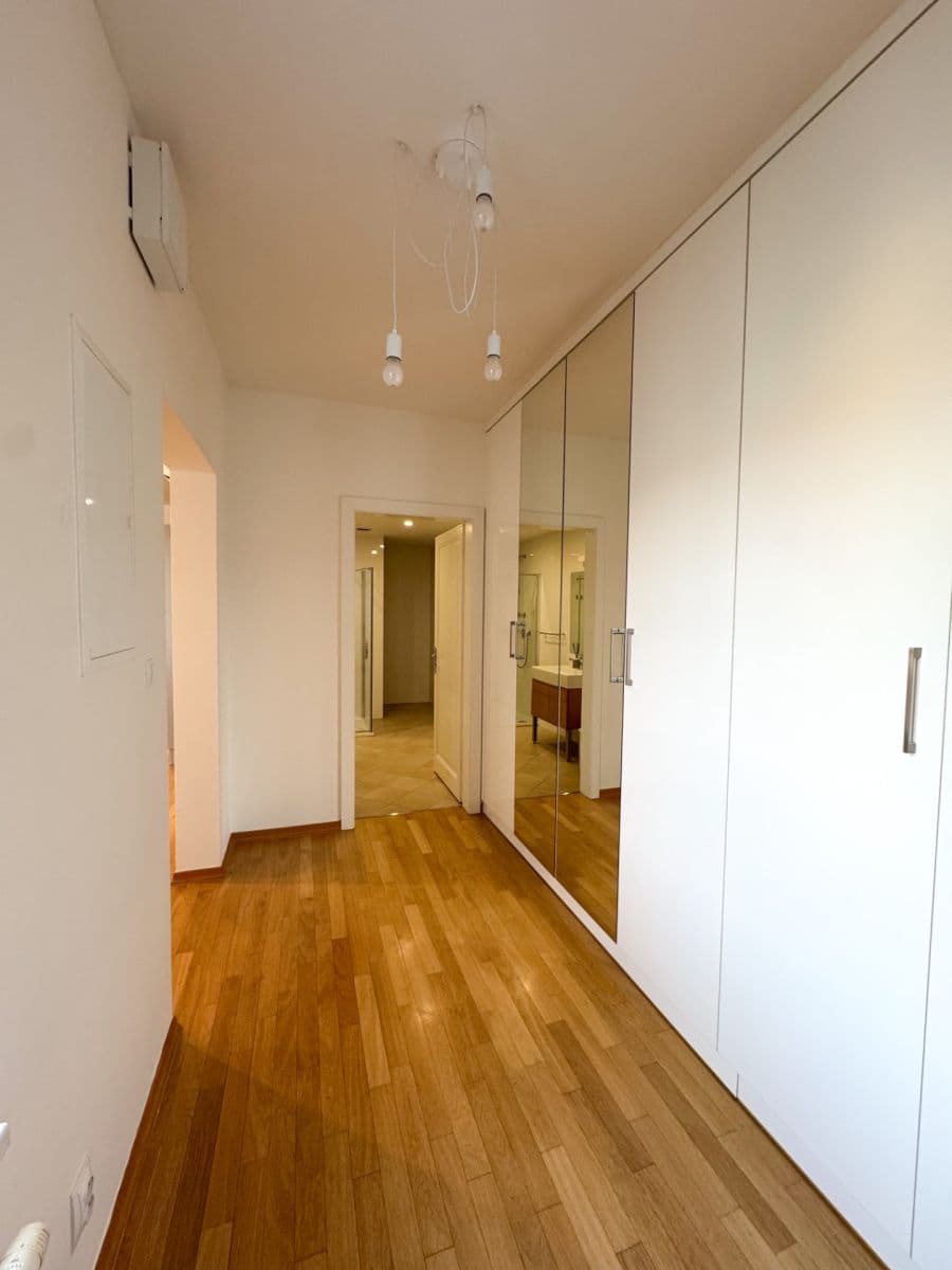 Pronájem bytu 3+kk 143 m², Opatovická, Praha, Praha Pronájem bytu 3+kk 143 m², Opatovická, Praha, Praha