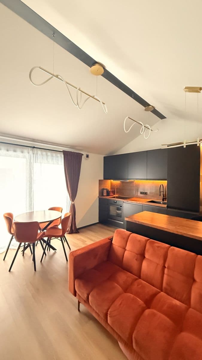 Prodej domu 58 m², pozemek 58 m², Dolní Beřkovice, Středočeský kraj Prodej domu 58 m², pozemek 58 m², Dolní Beřkovice, Středočeský kraj