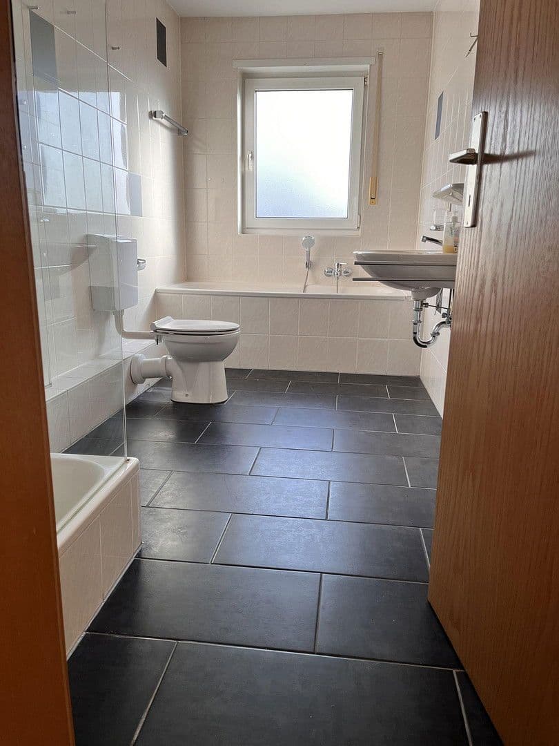 Pronájem bytu 2+kk 71 m², Römerberg, Porýní-Falc Pronájem bytu 2+kk 71 m², Römerberg, Porýní-Falc