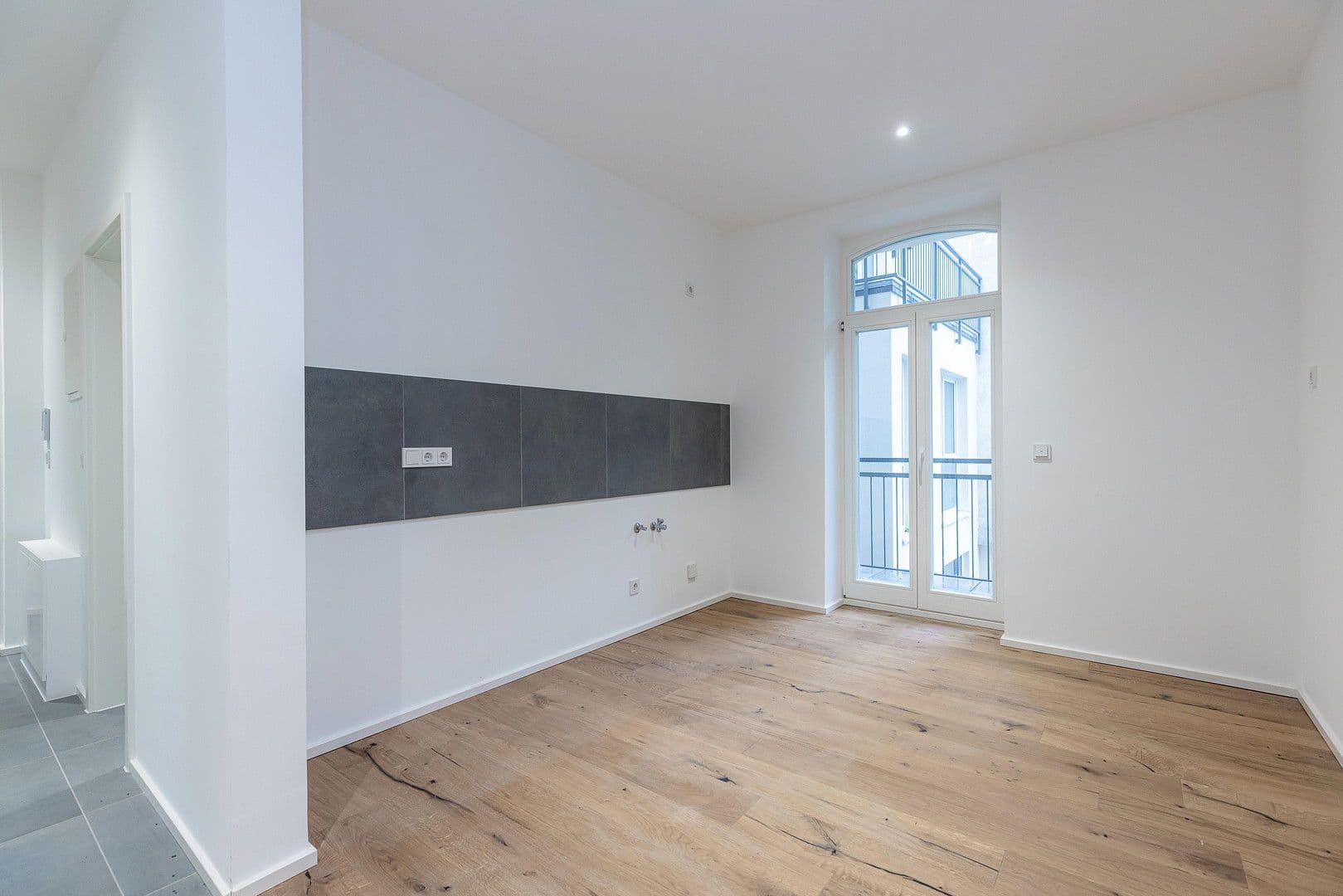 Pronájem bytu 3+1 69 m², Krafftstr. 1, Offenbach, Hessen Pronájem bytu 3+1 69 m², Krafftstr. 1, Offenbach, Hessen