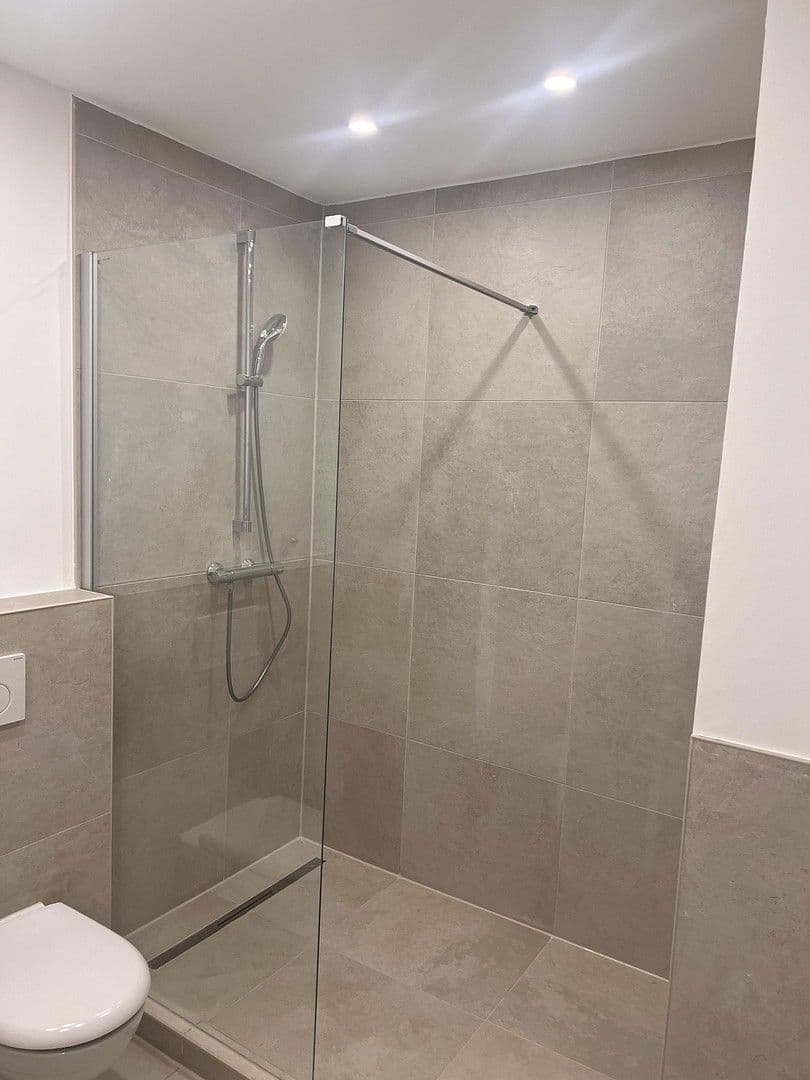 Pronájem bytu 3+1 71 m², Kaltenhoferstr. 2, Augsburg, Bavorsko Pronájem bytu 3+1 71 m², Kaltenhoferstr. 2, Augsburg, Bavorsko