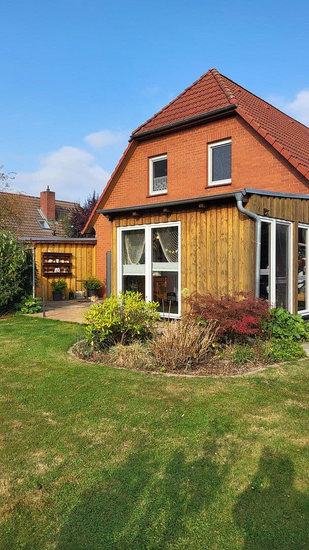 Prodej domu 152 m², pozemek 769 m², Jördenstorf, Mecklenburg-Vorpommern Prodej domu 152 m², pozemek 769 m², Jördenstorf, Mecklenburg-Vorpommern