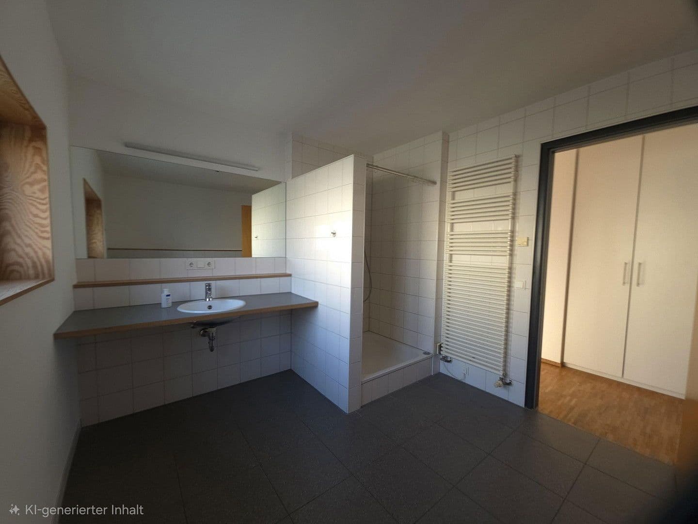 Pronájem domu 200 m², pozemek 450 m², Reutlingen, Bádensko-Württembersko Pronájem domu 200 m², pozemek 450 m², Reutlingen, Bádensko-Württembersko