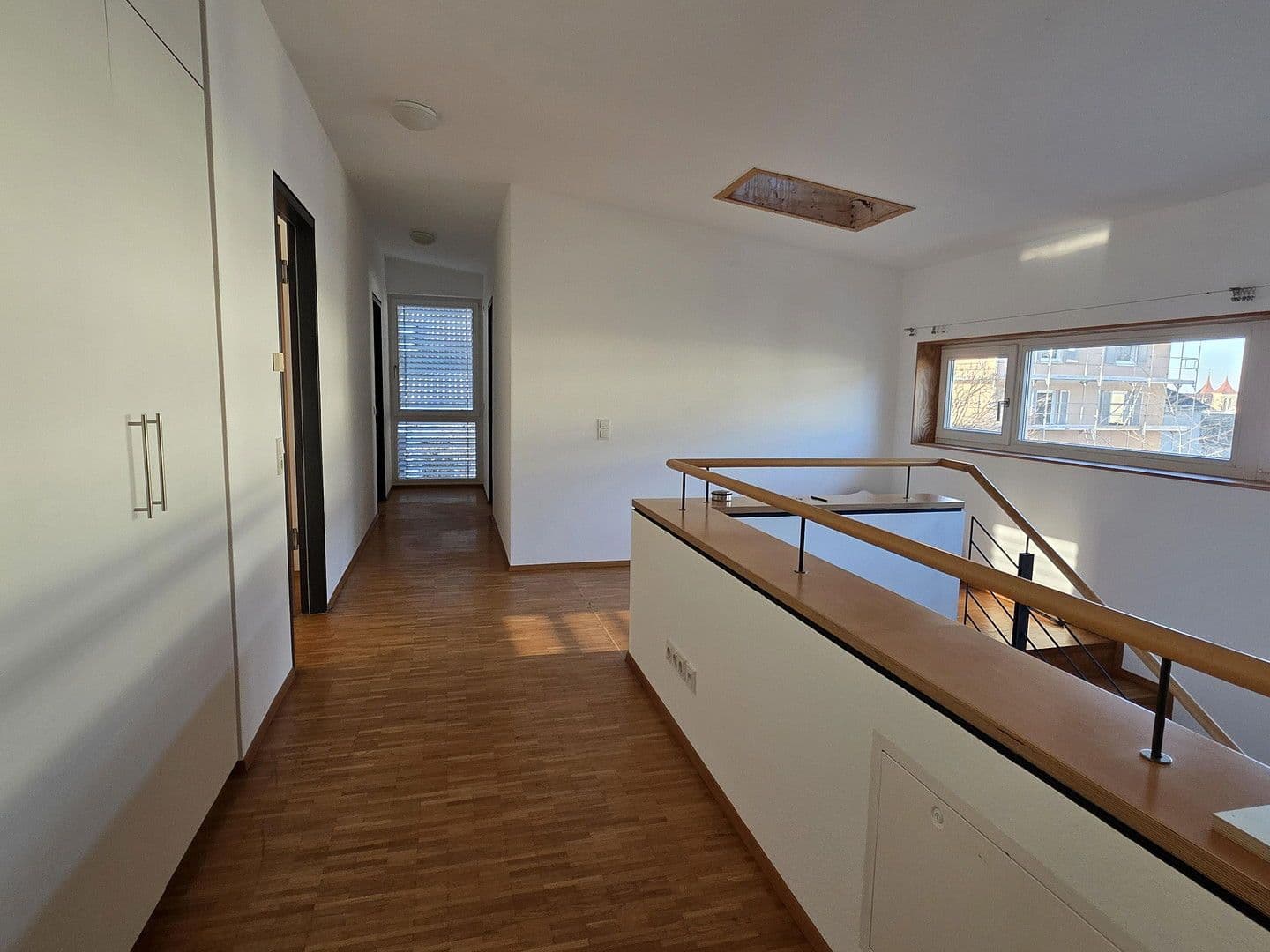 Pronájem domu 200 m², pozemek 450 m², Reutlingen, Bádensko-Württembersko Pronájem domu 200 m², pozemek 450 m², Reutlingen, Bádensko-Württembersko