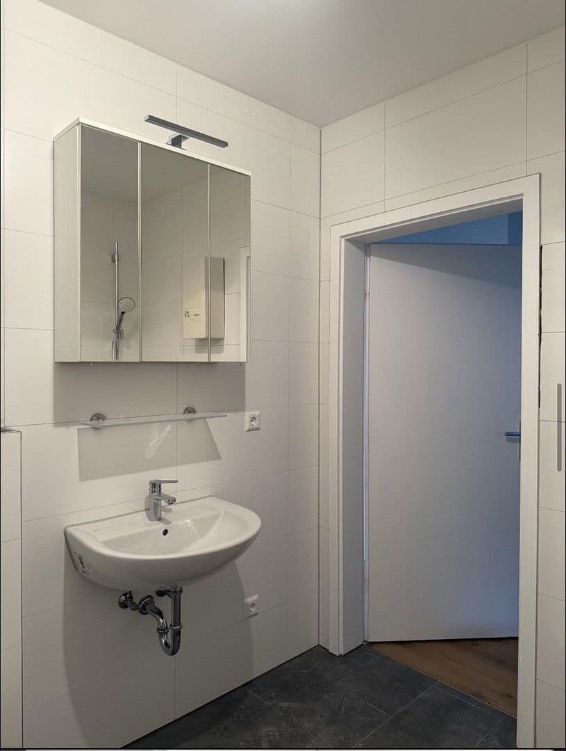 Pronájem bytu 13 m², Insterburgerstraße 39 a, Karlsruhe, Bádensko-Württembersko Pronájem bytu 13 m², Insterburgerstraße 39 a, Karlsruhe, Bádensko-Württembersko