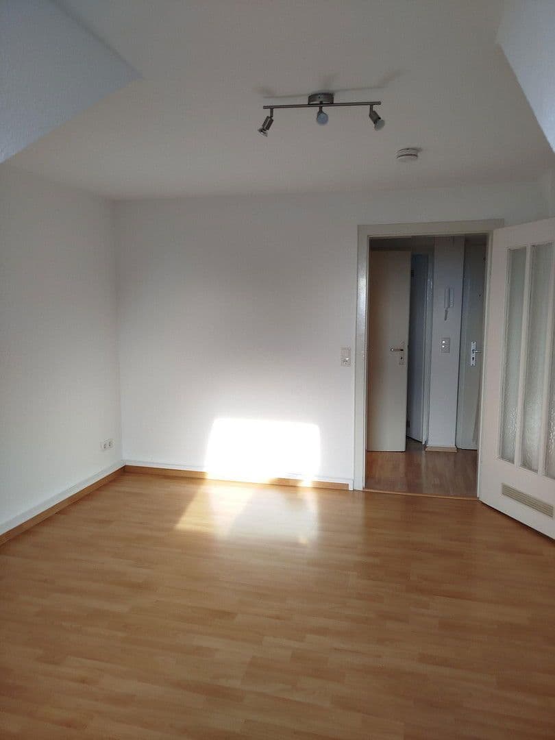 Pronájem bytu 2+1 41 m², Kassel, Hessen Pronájem bytu 2+1 41 m², Kassel, Hessen