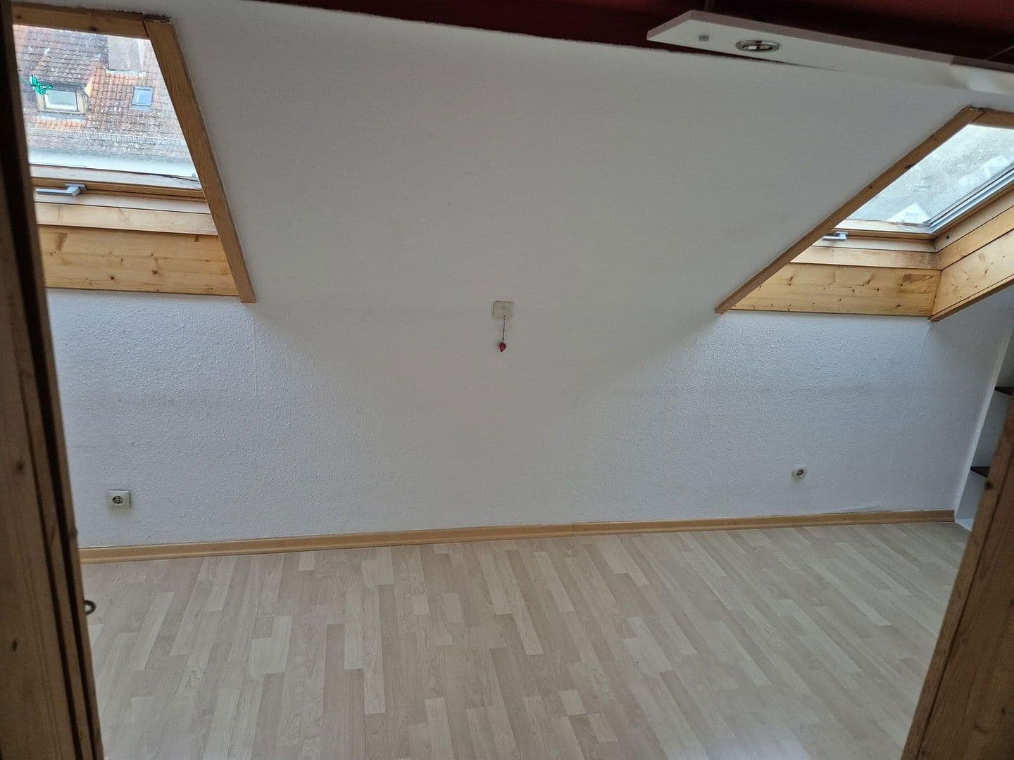 Pronájem bytu 4+1 102 m², Schwäbisch Gmünd, Bádensko-Württembersko Pronájem bytu 4+1 102 m², Schwäbisch Gmünd, Bádensko-Württembersko