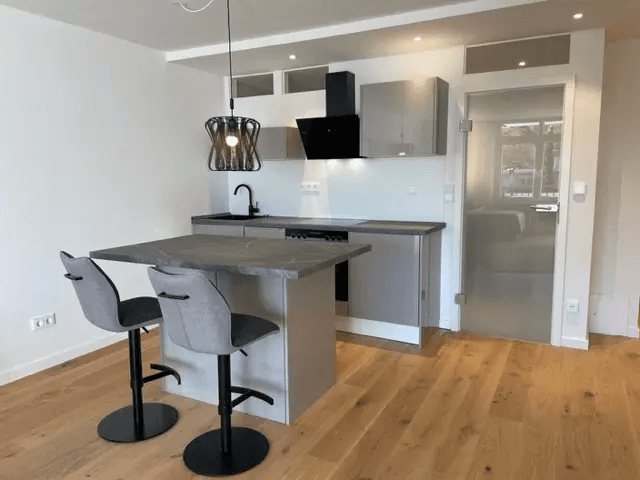 Pronájem bytu 1+1 24 m², Kommissionsstraße 14, Neuruppin, Braniborsko Pronájem bytu 1+1 24 m², Kommissionsstraße 14, Neuruppin, Braniborsko